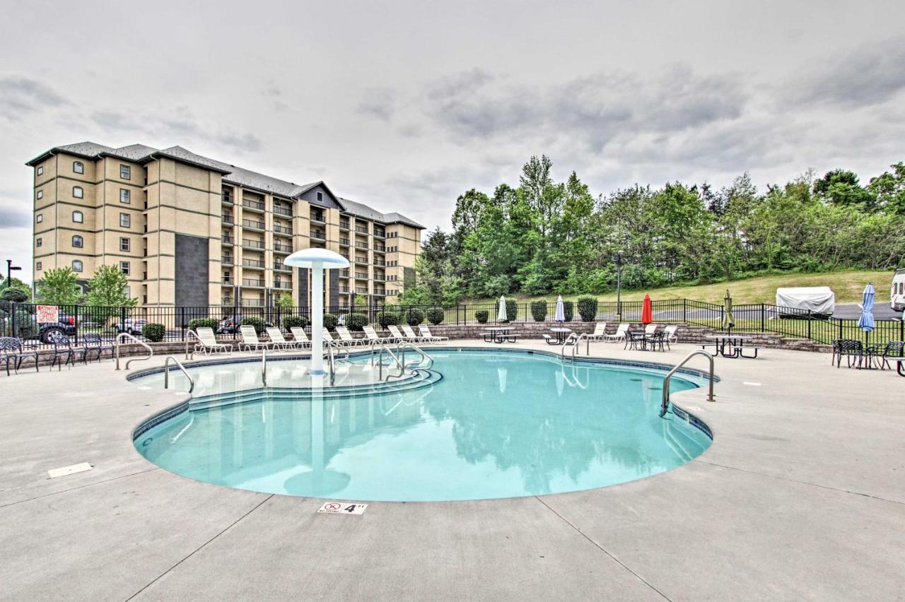Downtown Pigeon Forge Condo With Pool Access! 외부 사진